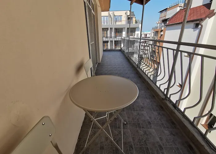 Emona 5 Floor 4 Apartment *